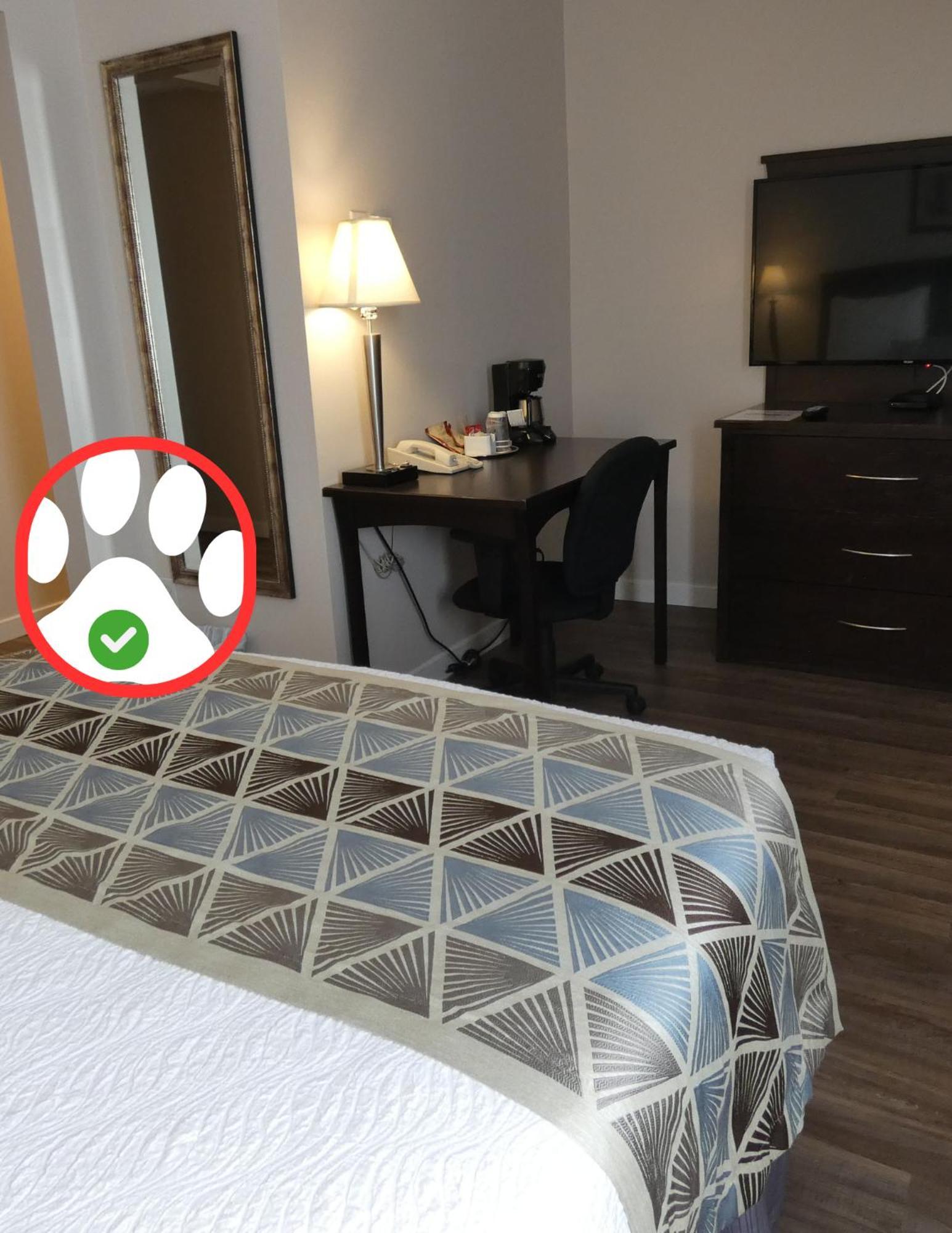Dilworth Inn Келоуна Екстериор снимка